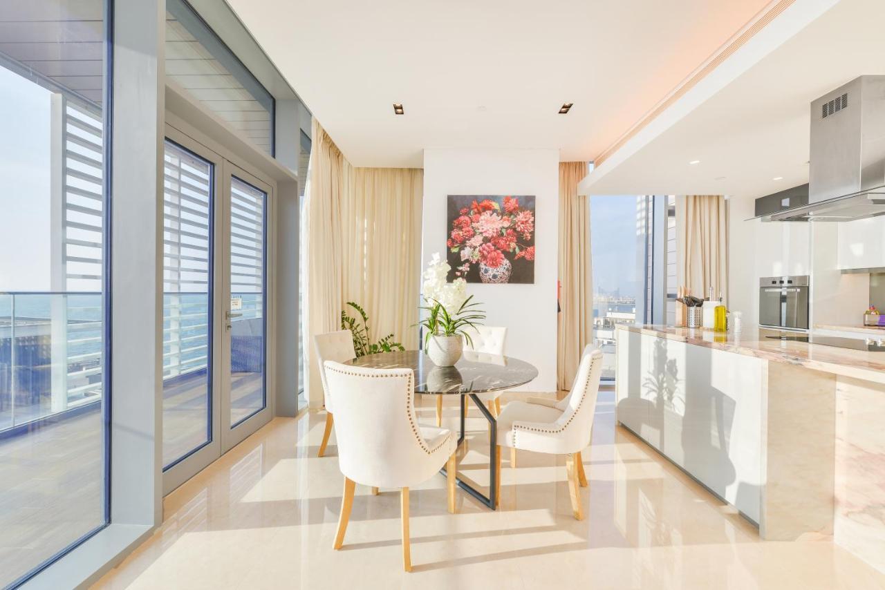 Posh 2 Bedroom Oceanfront Apt In The Heart Of Bluewaters Island Dubai Buitenkant foto