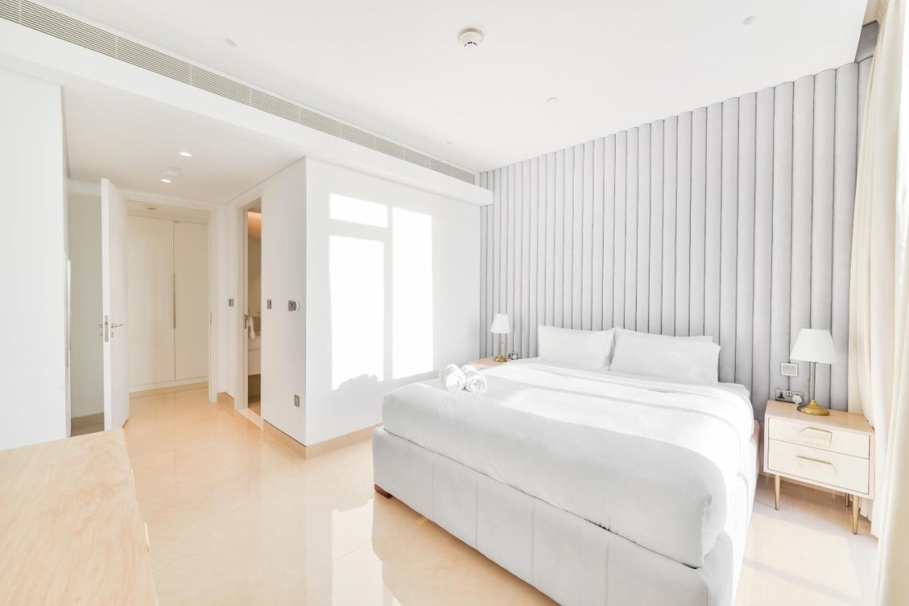Posh 2 Bedroom Oceanfront Apt In The Heart Of Bluewaters Island Dubai Buitenkant foto
