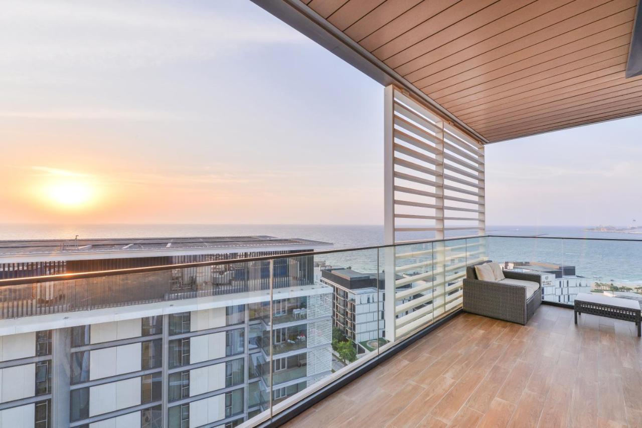 Posh 2 Bedroom Oceanfront Apt In The Heart Of Bluewaters Island Dubai Buitenkant foto