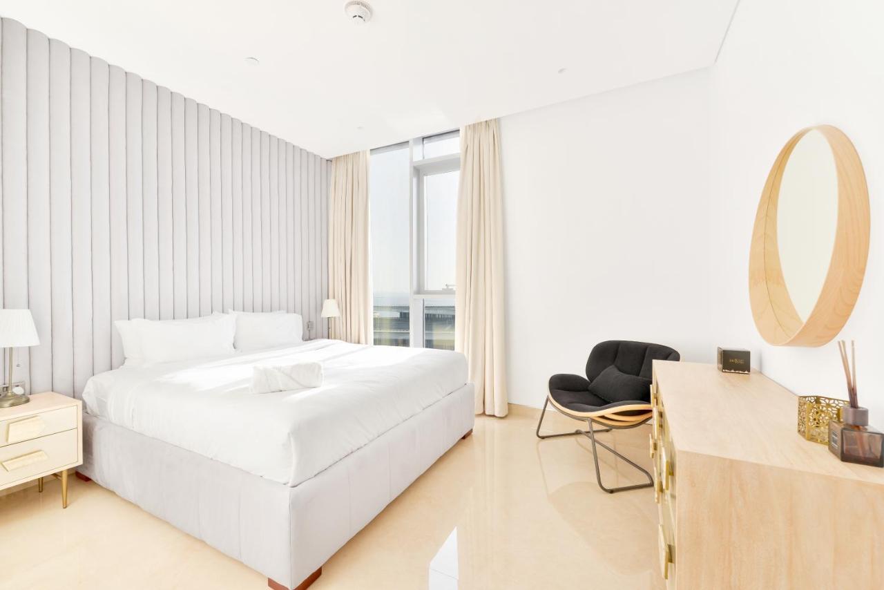 Posh 2 Bedroom Oceanfront Apt In The Heart Of Bluewaters Island Dubai Buitenkant foto